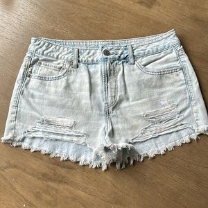 American Eagle tomgirl shortie denim shorts
